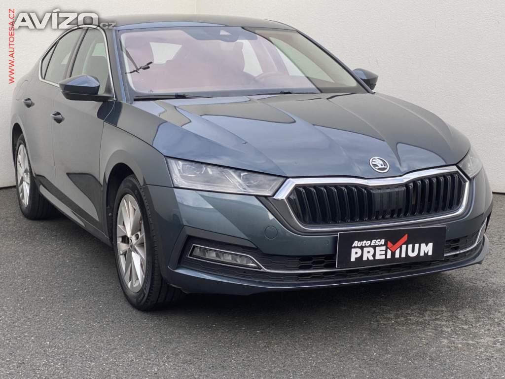 Škoda Octavia 2.0 TDi, ČR, Style, DSG, LED