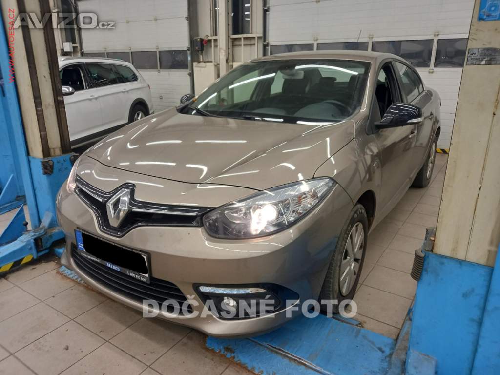 Renault Fluence 1.6 i, ČR, park.senzor