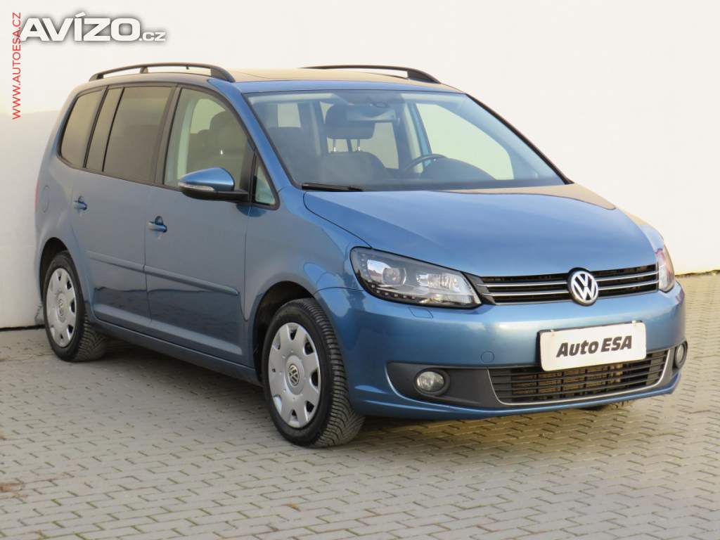 Volkswagen Touran 2.0TDi, 2.maj,ČR, DSG, bixen