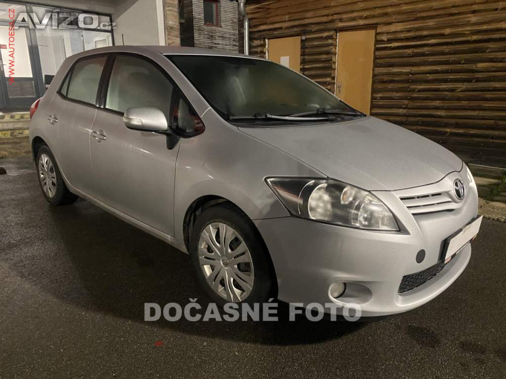 Toyota Auris 1.4, park.senzor