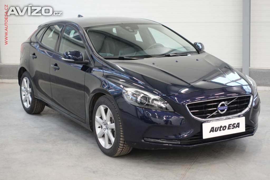 Volvo V40 2.0, Summum, AT, panor