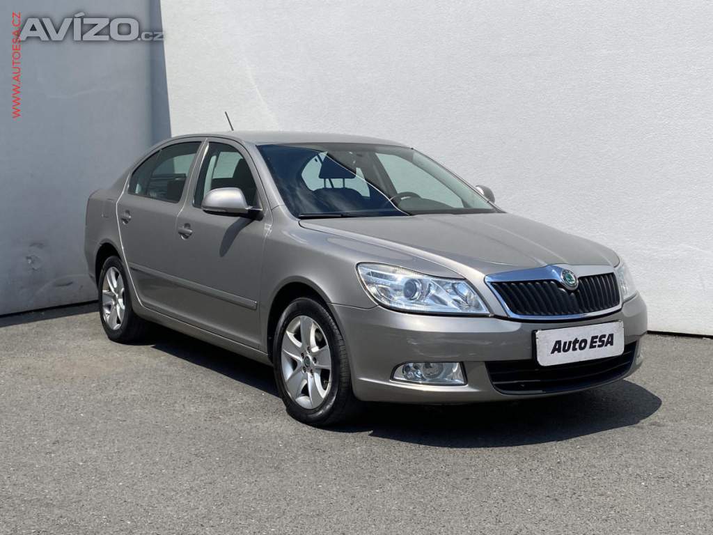 Škoda Octavia 1.6 TDi, Elegance, zámek řad