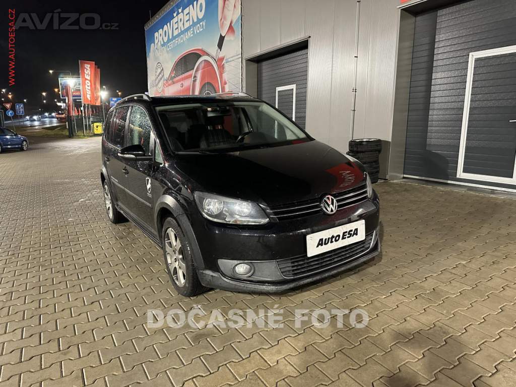 Volkswagen Touran 1.4 TSi 7míst, CROSS, DSG