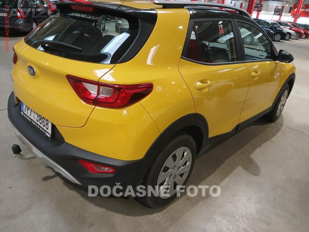 Kia Stonic 1.2, 1.maj,ČR, klima, tažné