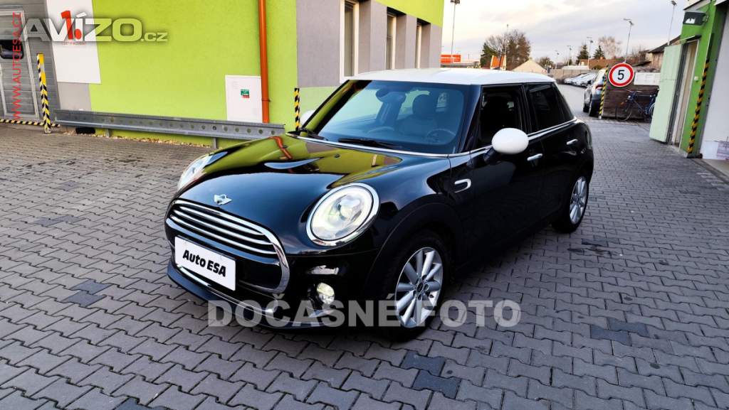 Mini Cooper 1.5i Turbo, park.senzor, kůže