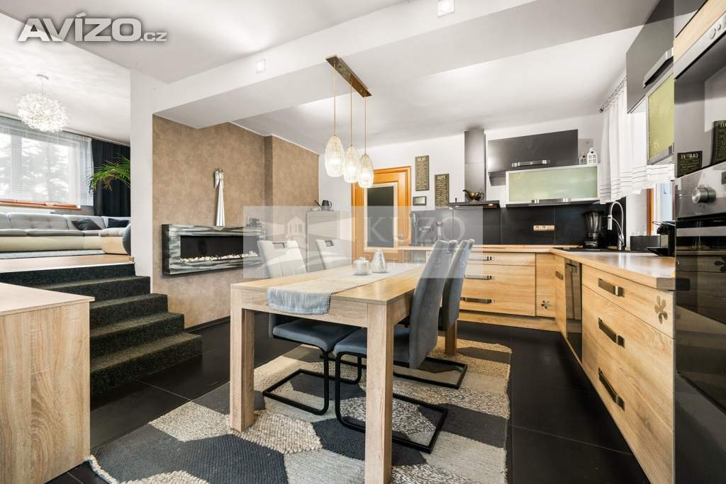 Prodej rodinného domu 230 m², pozemek 992 m² Ke Strži, Stará Huť