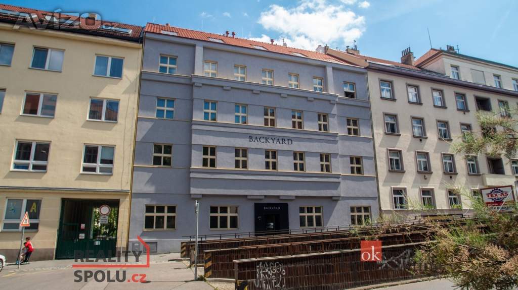 Prodej byty 1+kk, 25 m2 - Praha - Dejvice