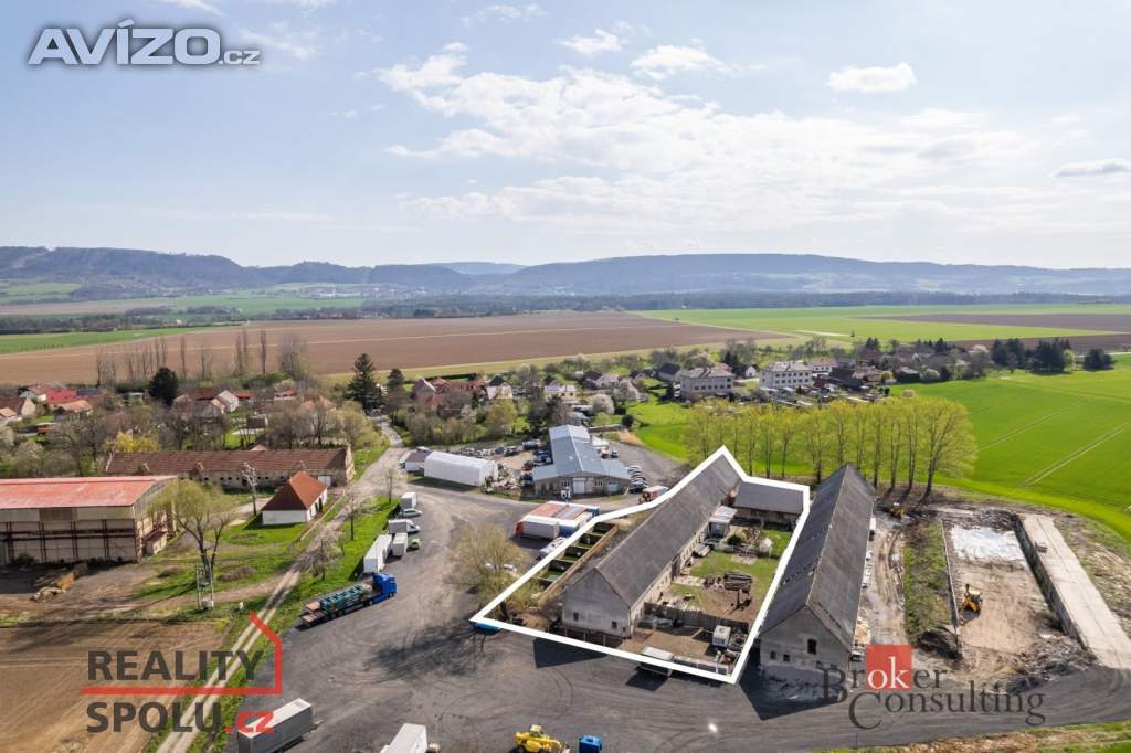 Prodej, Zemědělské objekty, 1850 m2 -