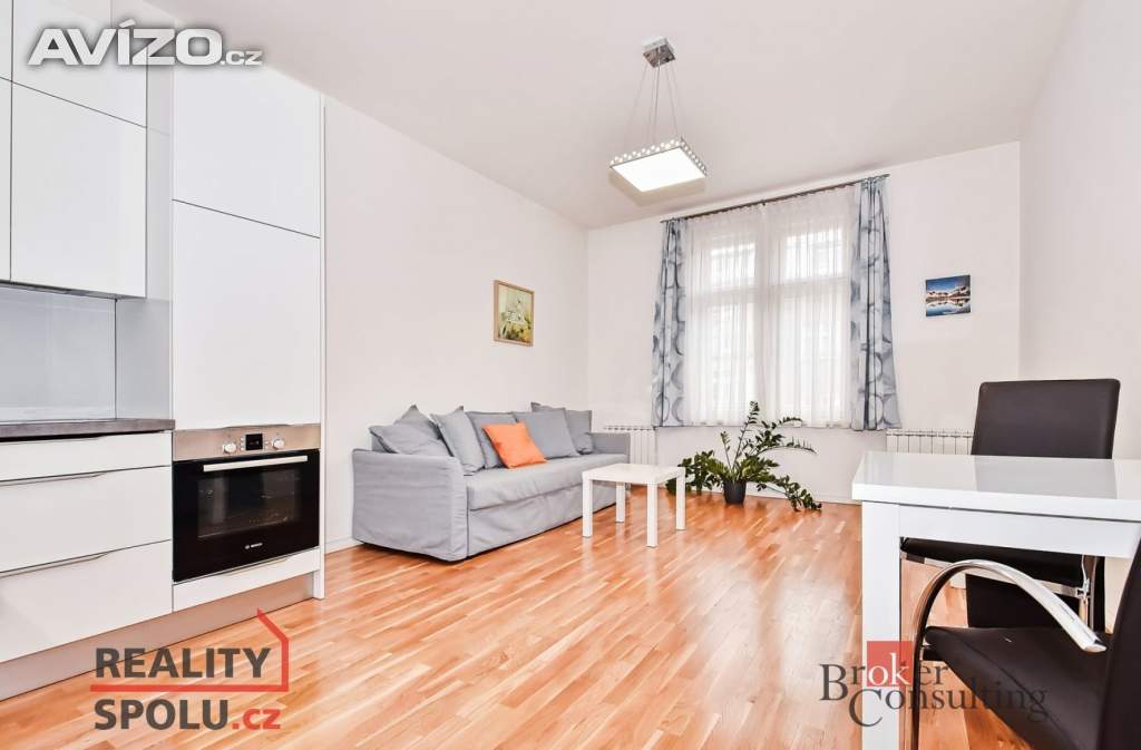 Pronájem byty 1+kk, 35 m2 - Praha - Žižkov