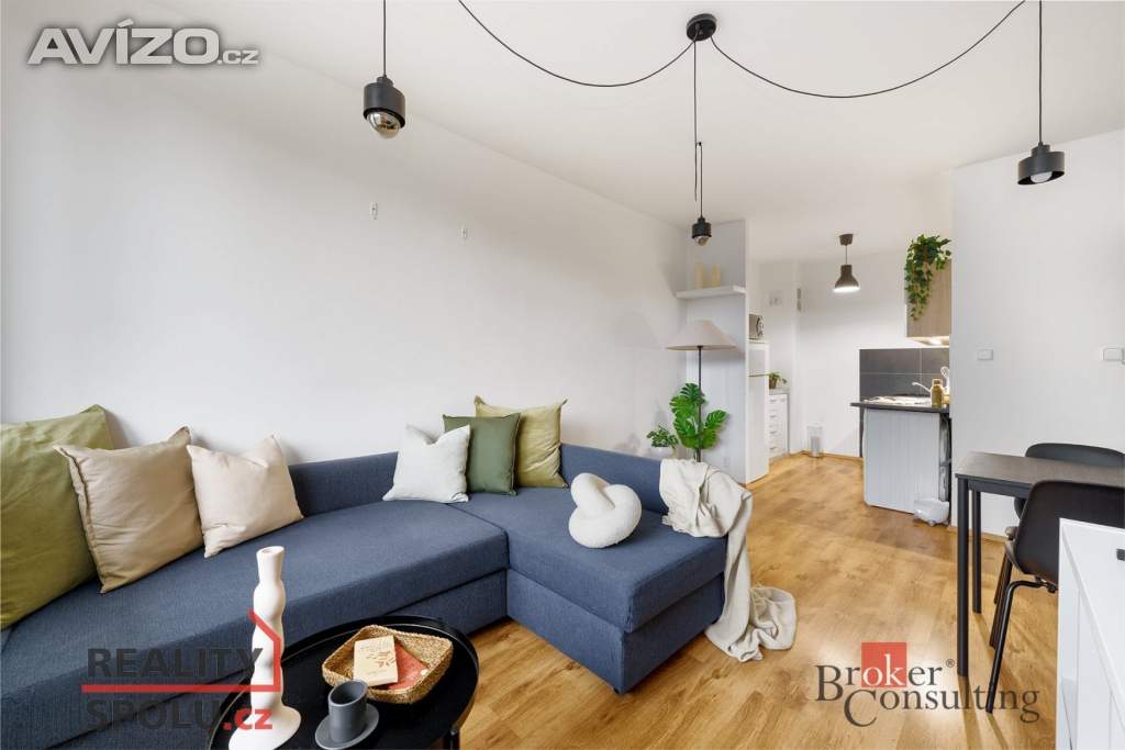 Prodej byty 2+kk, 38 m2 - Praha - Hostivař