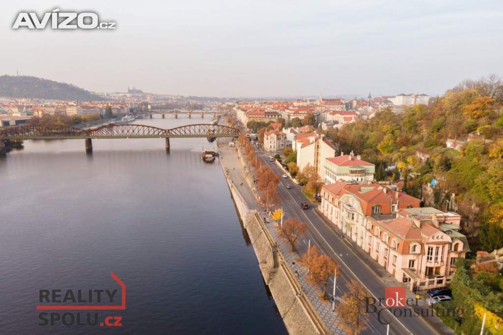 Prodej byty 2+1, 104 m2 - Praha - Vyšehrad