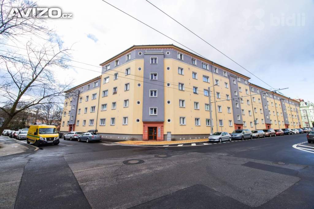 Prodej družstevního bytu 3+1 o celkové rozloze 76 m2 + balkon, ulice Jankovcova, Teplice