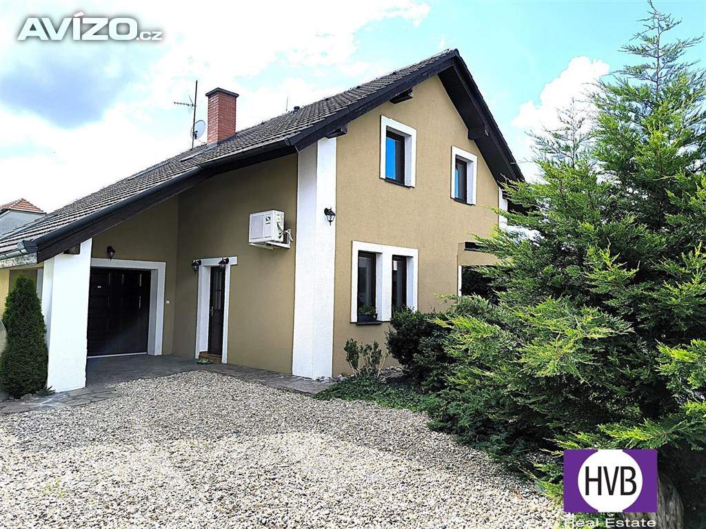 Prodej RD 5+1/G/B 198 m², pozemek 640 m² Sokoleč, okres Nymburk