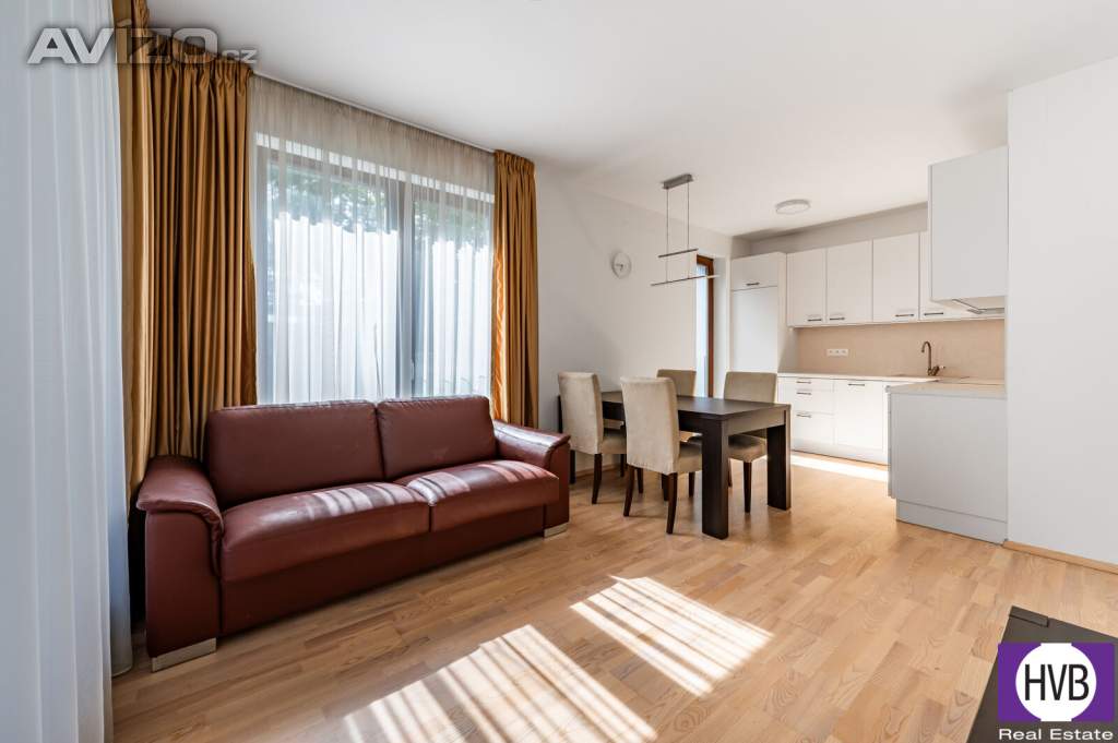 Prodej bytu 2+kk/G, OV, 48 m² + balkon 5 m² + sklep 3 m², ulice Učňovská, Praha 9 - Hrdlořezy