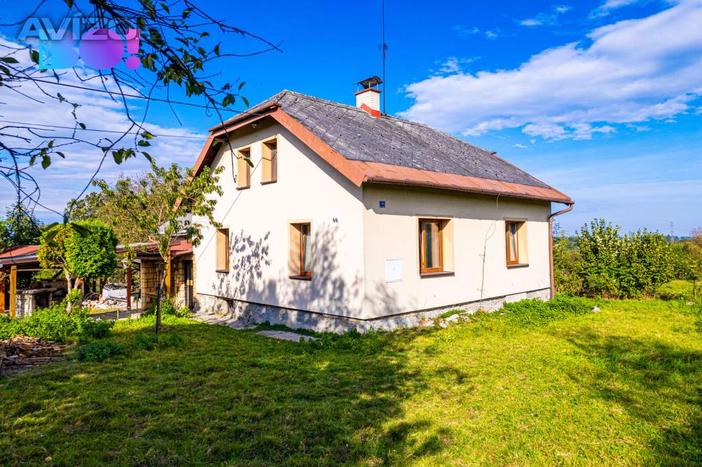 Prodej rodinného domu s pozemkem 1572 m², Horní Domaslavice