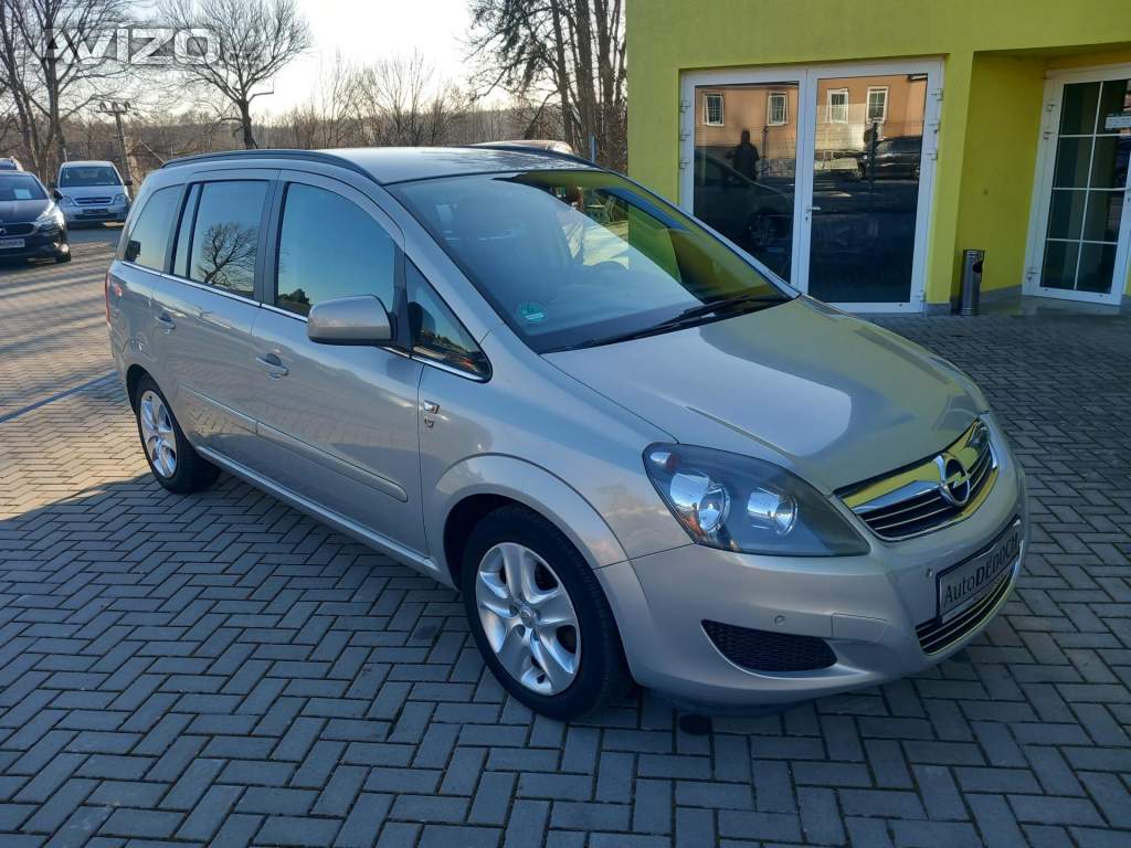 Opel Zafira 1,6i TAŽNÉ  7 MÍST  BEZ KOROZE