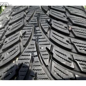 Fotka k inzerátu 1ks zánovní zimní pneu 195/65 R15 Nokian  / 17734334