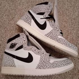 Fotka k inzerátu Nike Jordan 1 Retro High OG White Cement- EUR 46 / 18294160