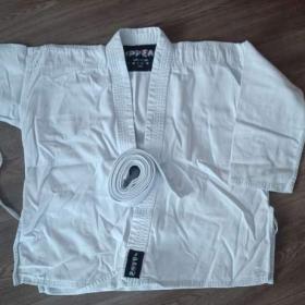 Fotka k inzerátu Kimono na karate / 18345160