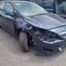 Fotka k inzerátu Opel Astra J 1.4 ( A14XER ) 74kW r.2012 modrá Z22A / 18481923