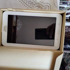 Fotka k inzerátu prodej starého tabletu Samsung / 18594976