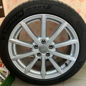 Fotka k inzerátu Prodám ALU kola Audi/VW 5x112 R18 včetně 4 pneu Michelin / 18652743