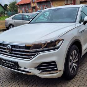 Fotka k inzerátu VW Touareg 3,0 TDi 210kW/286PS 4x4 Elegance DPH / 18668617