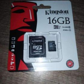 Paměťová karta 16 GB + adaptér  / 18811550