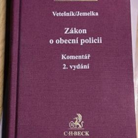 Zákon o obecní policii -  komentář ,2. vydání  / 18851413