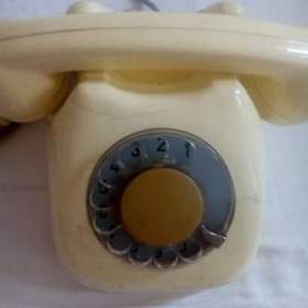 retro telefon / 18859573