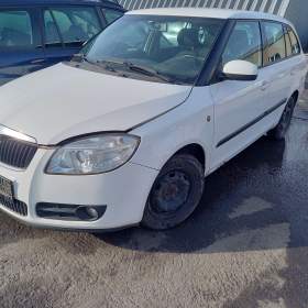 Škoda Fabia II 1.4 TDI ( BNV ) 59kW převodovka JZC r.2007 bílá 1026 / 18911995