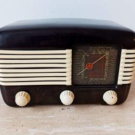 Starožitné elektronkové rádio Tesla Talisman 306U, top stav / 18930192