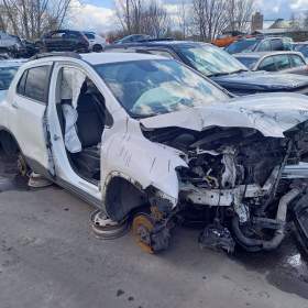 Chevrolet Trax 1.7 DT ( A17DTS ) 96kW r.2013 bílá / 18950833