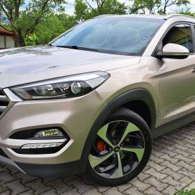 Fotka k inzerátu Hyundai Tucson, Navigace, kůže, kamera, Alu 19, po servisu / 18975999