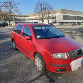 Fotka k inzerátu Škoda fabia combi 1.2 47kw  / 18985057