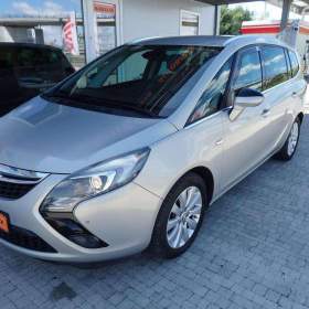 Fotka k inzerátu Opel Zafira C Tourer 2.0 CDTi Cosmo, ČR, 7 míst  / 19022040