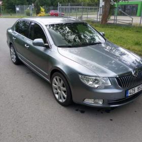 Fotka k inzerátu Škoda Superb II , 2.0TDi 103kw nová STK / 19053054