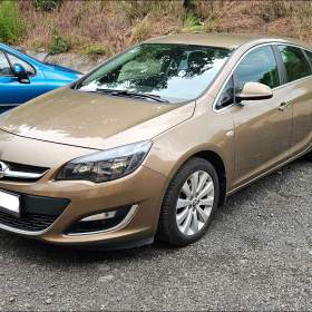 Fotka k inzerátu Opel Astra 1.4T HB Cosmo / 19054275