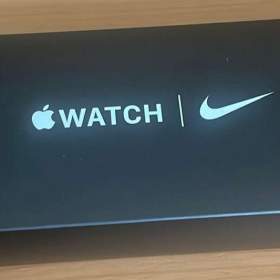 Fotka k inzerátu Apple Watch Nike SE Cellular / 19062223