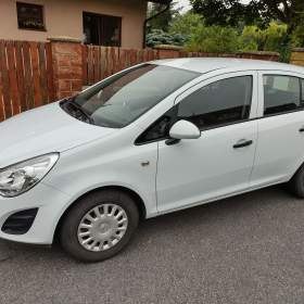 Fotka k inzerátu Opel Corsa 1.2 27 tis. km s ručním plynem pro ZTP / 19094918