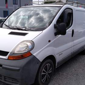 Fotka k inzerátu RENAULT Trafic Campervan 1,9DTi 3- místný / 19109959