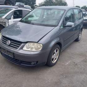 Fotka k inzerátu Volkswagen Touran 1.9 TDI ( BKC ) 77kW r.2004 šedá / 19114689