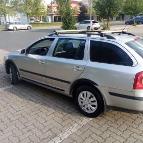 Fotka k inzerátu Skoda Octavia 1,9 TDI 4x4 combi, / 19121070