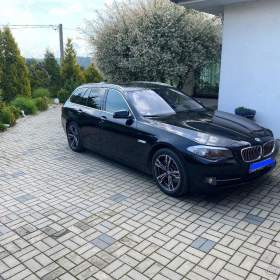 Fotka k inzerátu BMW Řada 5 2,5 BMW 525d 160kW xDrive komb / 19122555