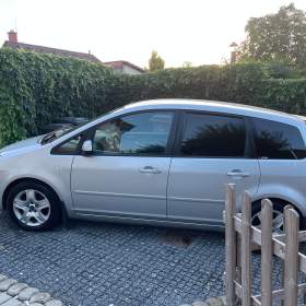 Fotka k inzerátu Ford C- Max 1.6 TDCi(66 kw), GHIA, nová STK  / 19131641