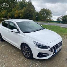 Fotka k inzerátu Prodám Hyundai I30 Fastback 1.0 T- GDI Smart, rv. 2022 / 19163225