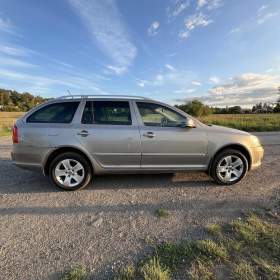 Fotka k inzerátu Škoda Octavia 1,6 1,6 TDI common rail / 19171500