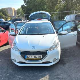 Fotka k inzerátu PRODÁM PEUGEOT 208 / 19210351