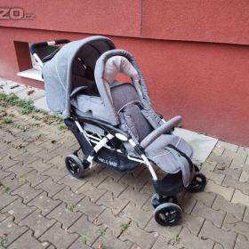 Fotka k inzerátu Dvojkočár Chic 4 Baby pro sourozence, šedý / 19258034