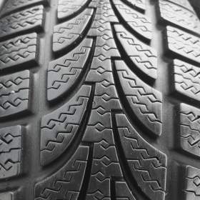 Fotka k inzerátu Sada zimních pneu 185/65 R15 Nokian / 19271854